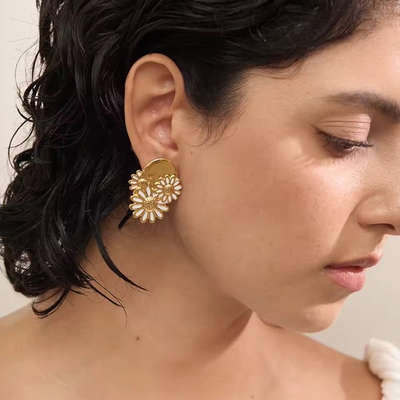 Anthropologie Jewelry - Gold Daisy Statement Earrings – Enamel Floral Drops | PVD Real Gold Plated